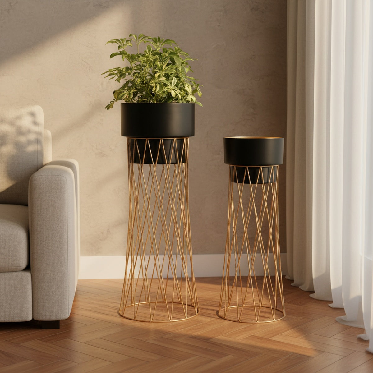 Cyra Black and Gold Indoor Planter Set of 2